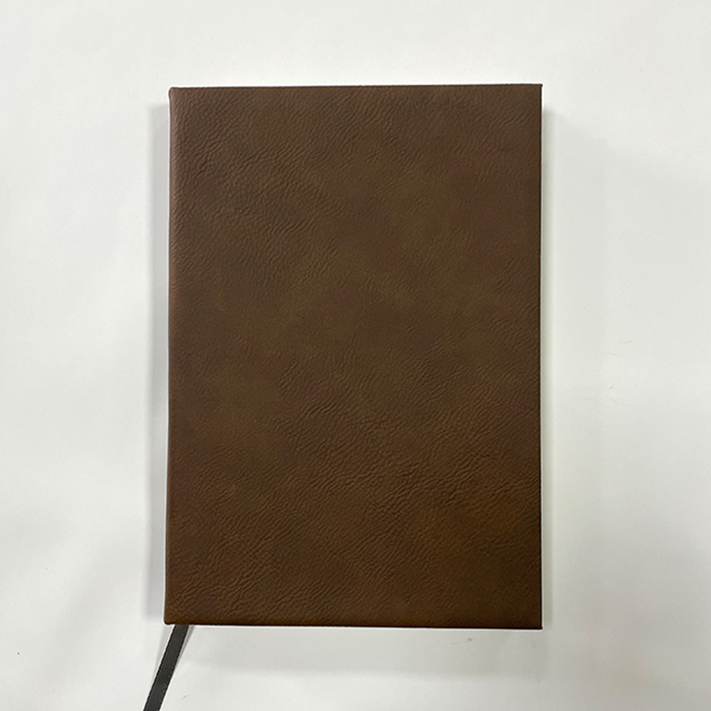Lézerezhető műbőr 5 1/4 x 8 1/4 vázlatfüzet